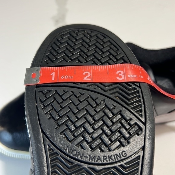 K-Swiss Black Leather sneakers. Women's 6.5 - Picture 8 of 11